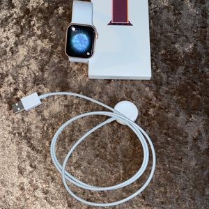 Gently used Apple Watch SE